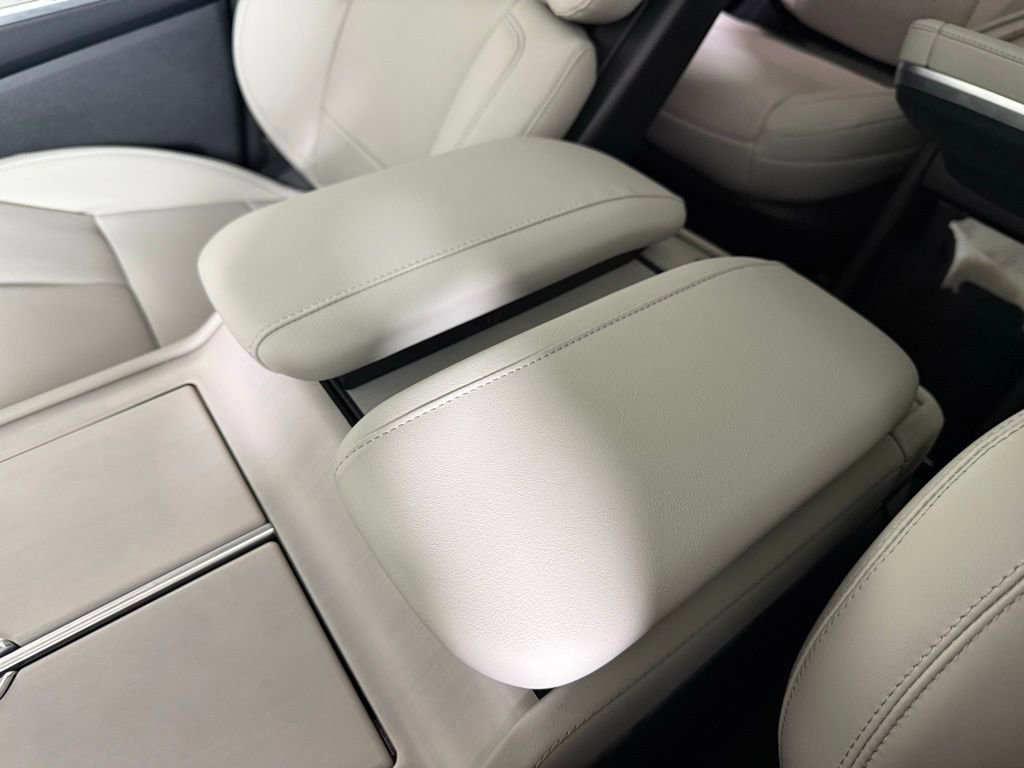 New 2025 Lincoln Navigator Reserve image 30