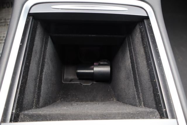 Used 2021 Tesla Model Y Performance image 22