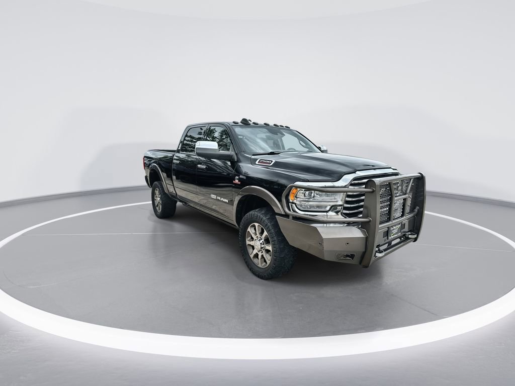Used 2022 RAM 2500 Limited AWD/4WD image 2