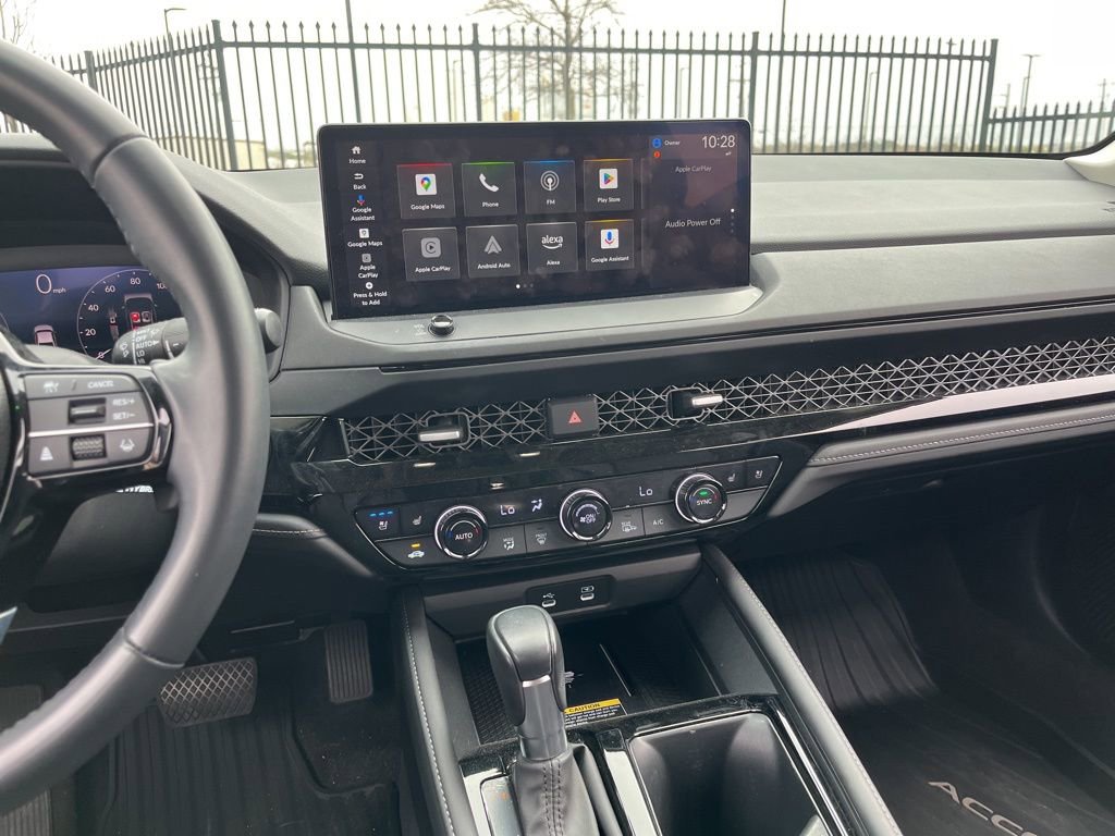 Certified 2023 Honda Accord Touring image 18