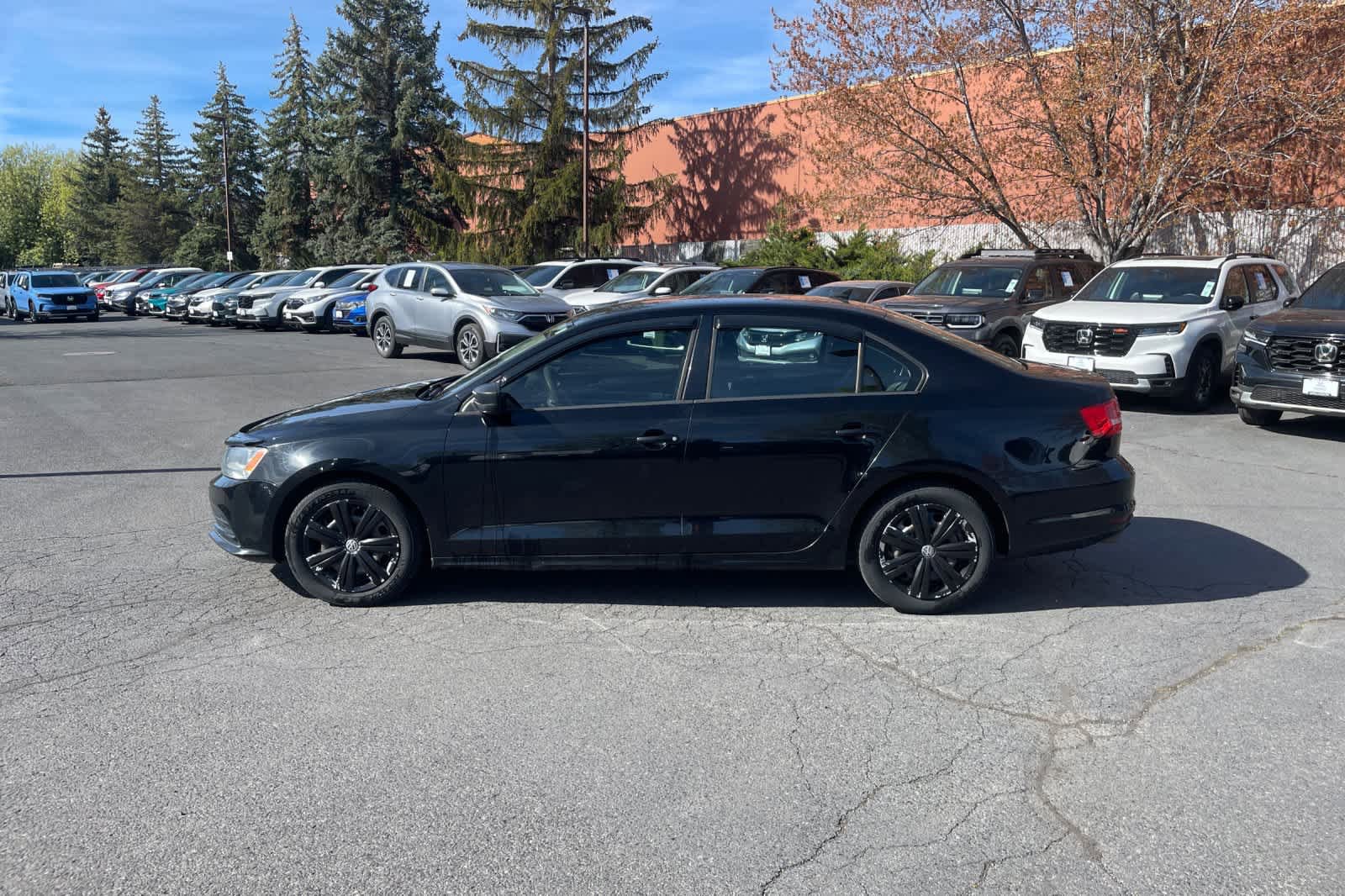 Used 2015 Volkswagen Jetta TDI S FWD video 2