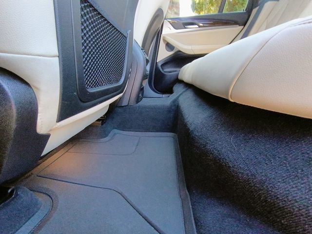 Used 2024 BMW X3 sDrive30i w/ Convenience Package image 70