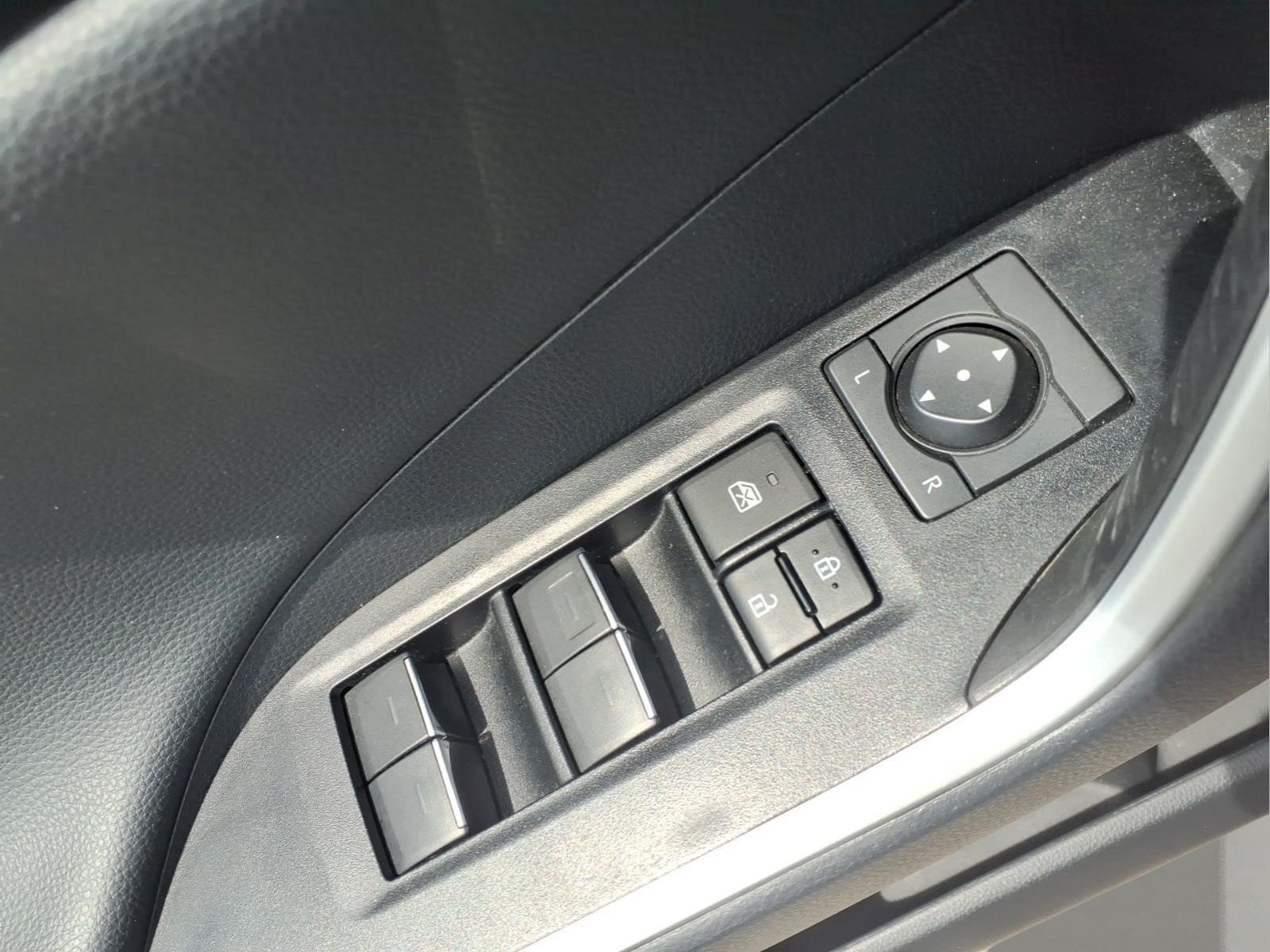 Used 2024 Toyota RAV4 XSE w/ Advanced Technology Package AWD/4WD image 17