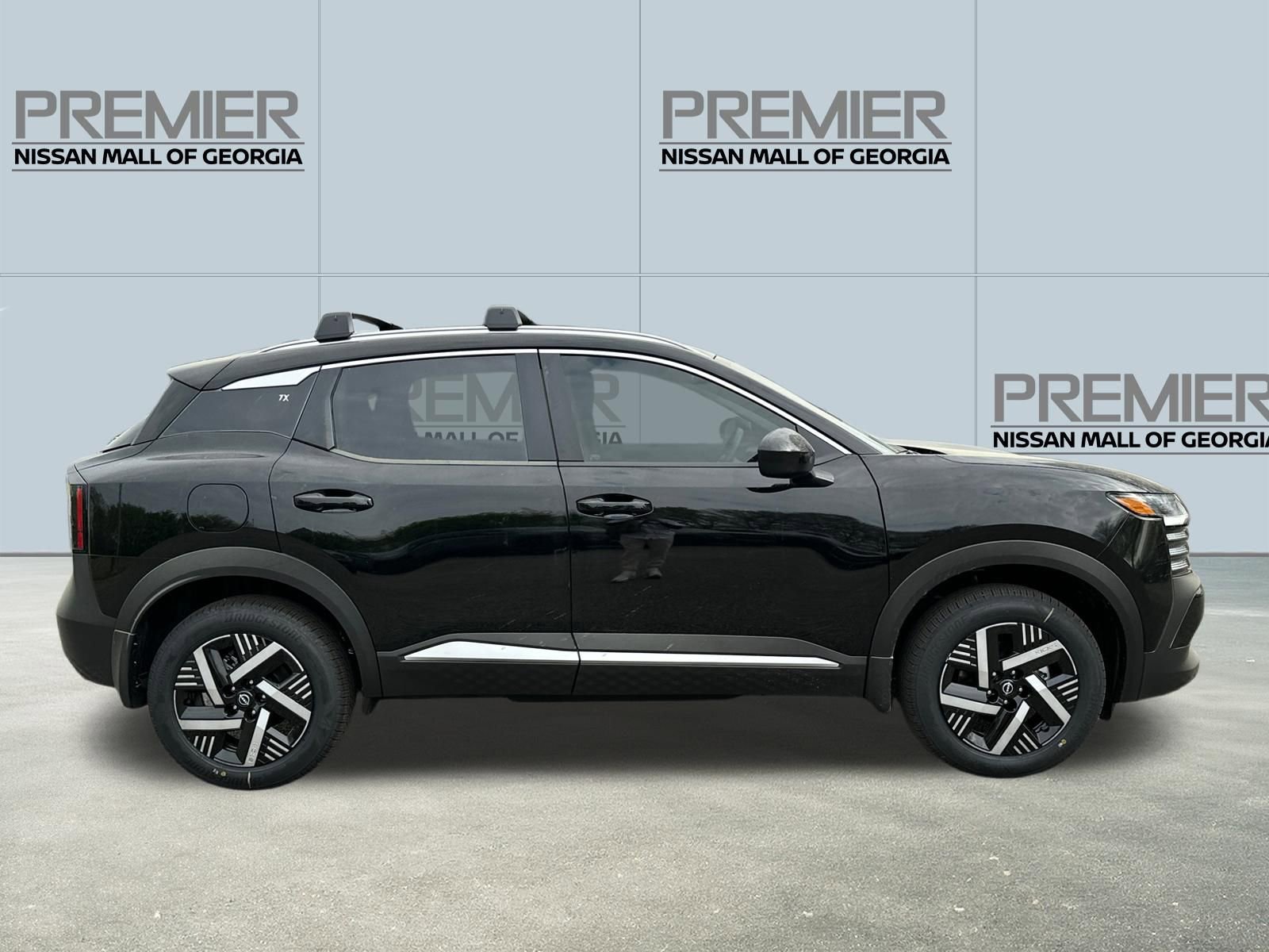 New 2026 Nissan Kicks SV w/ Cold Weather Package image 4