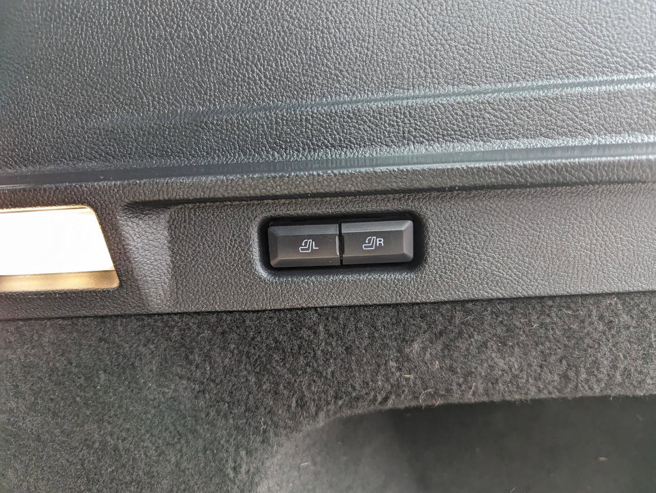 Used 2020 Lincoln Corsair AWD w/ Premium Package image 46