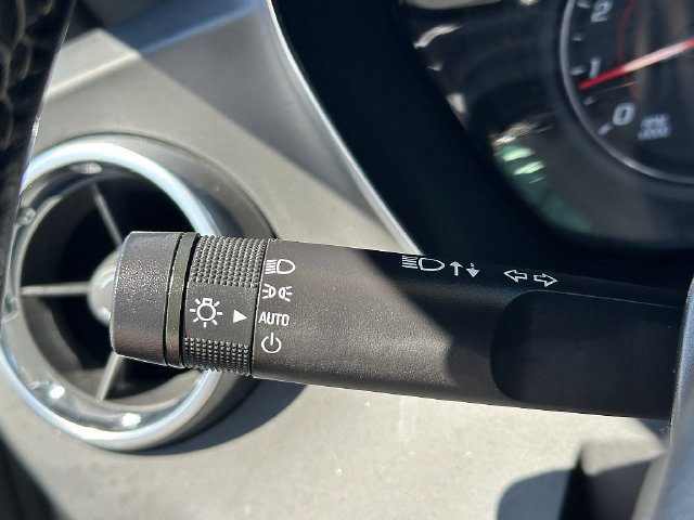 Used 2018 Chevrolet Camaro LT RWD image 18