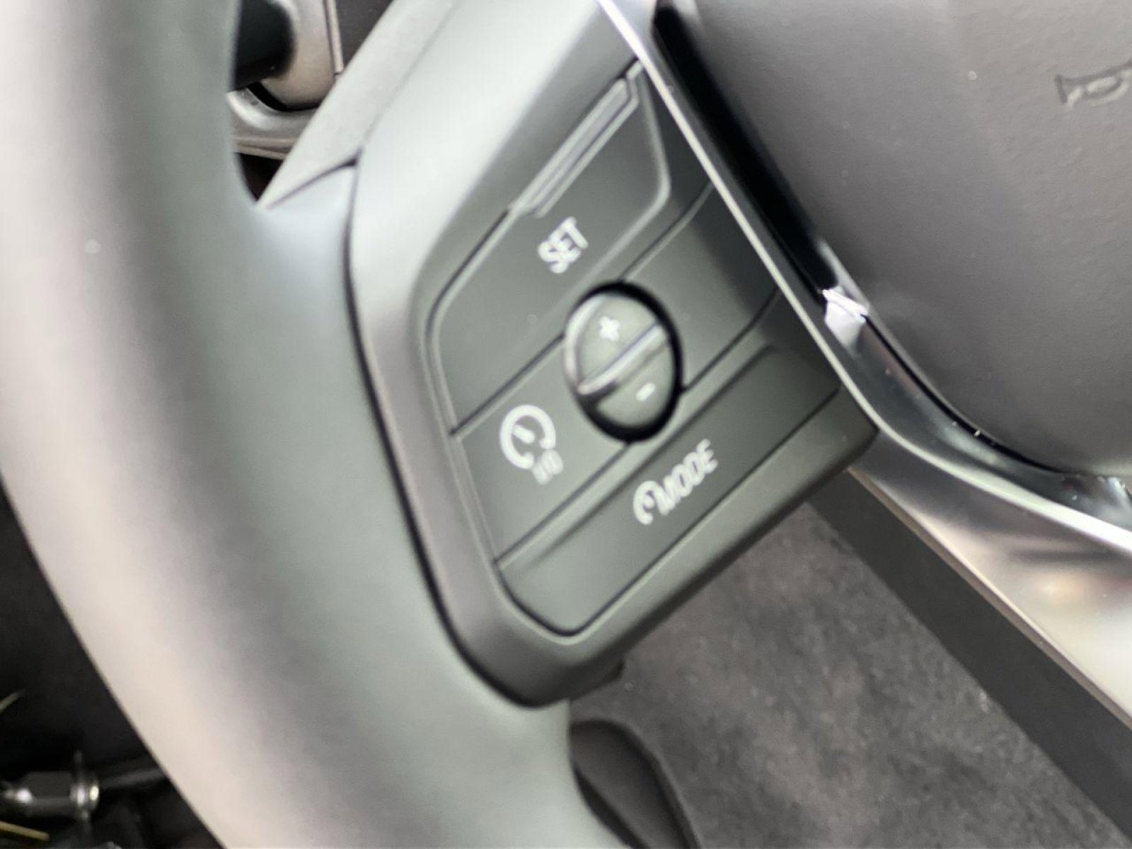 New 2025 BMW 228i xDrive w/ Premium Package image 30