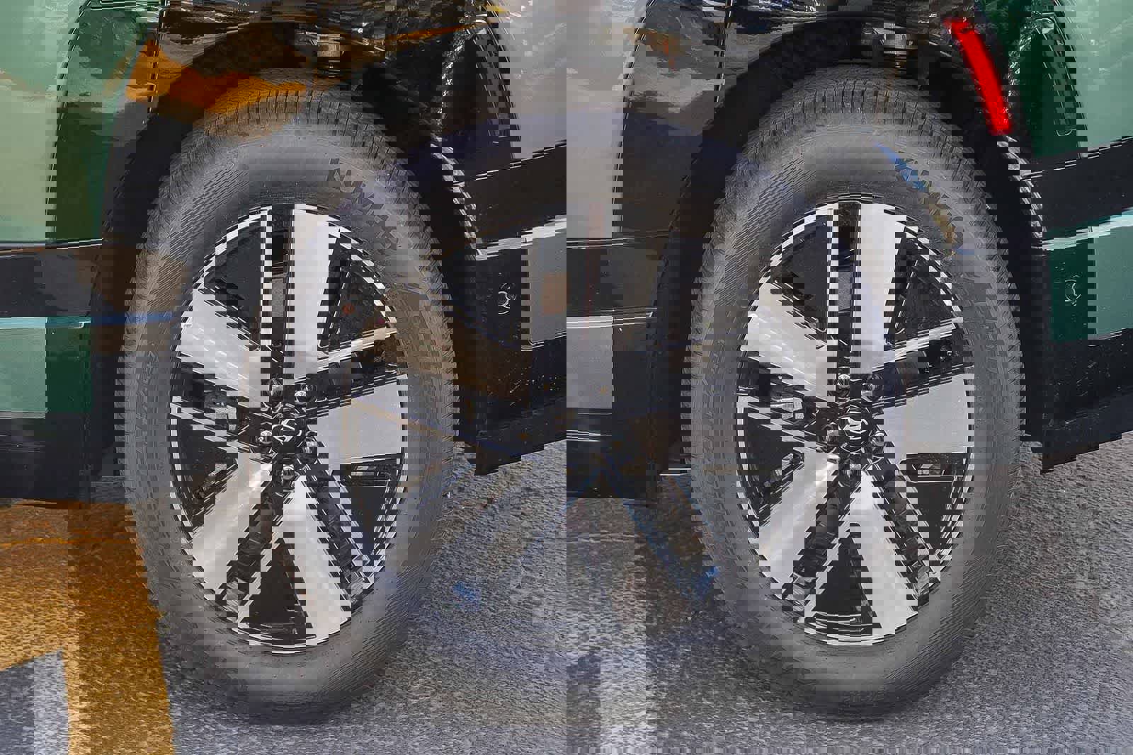 New 2026 Hyundai Ioniq 9 SEL image 11