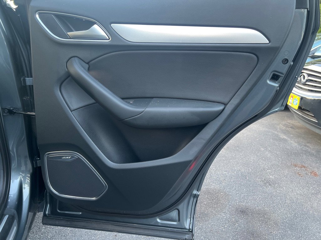 Used 2017 Audi Q3 2.0T Prestige image 14