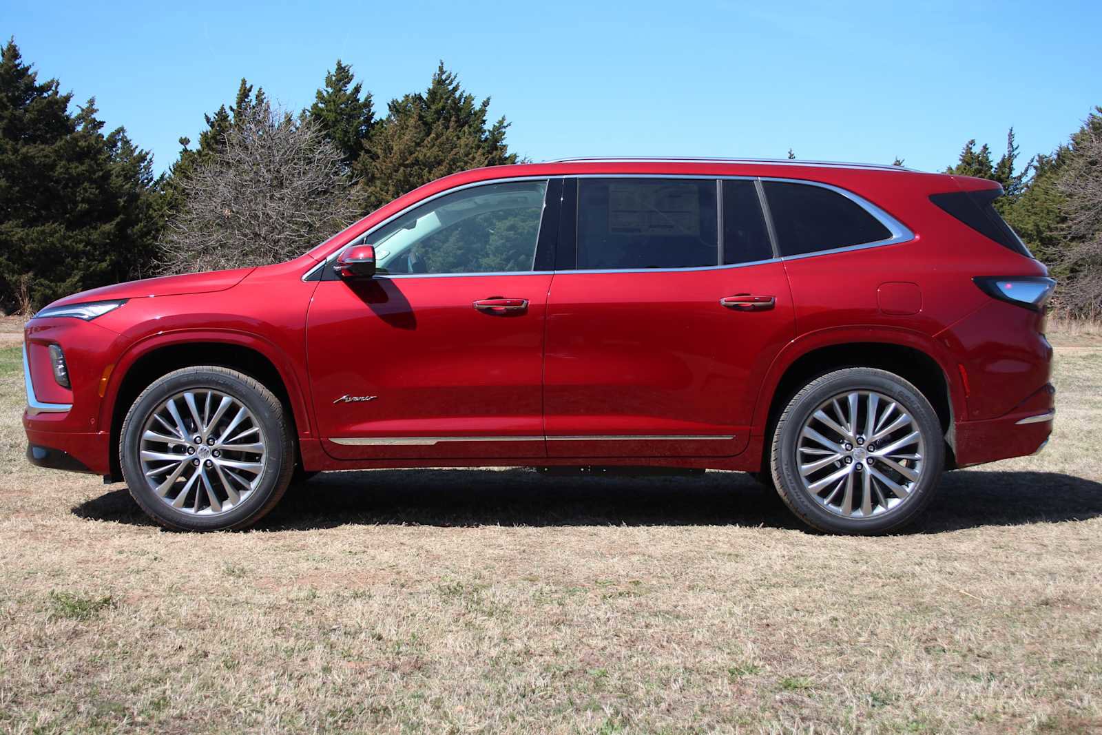 New 2026 Buick Enclave Avenir w/ Super Cruise Package FWD image 5