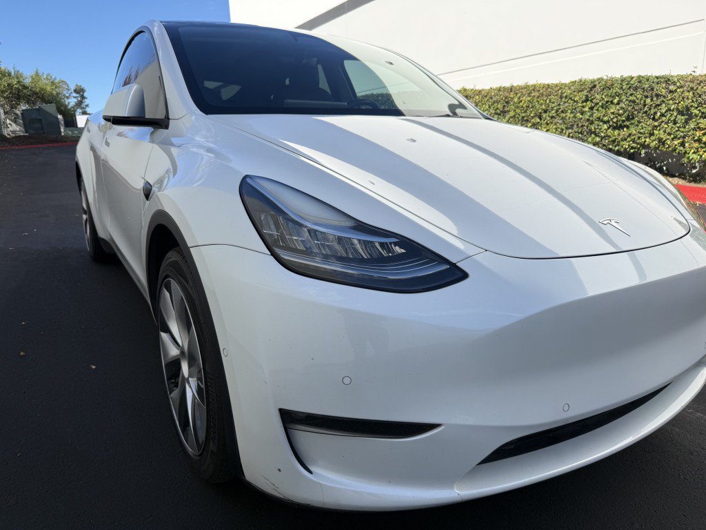 Used 2022 Tesla Model Y Long Range AWD/4WD image 7