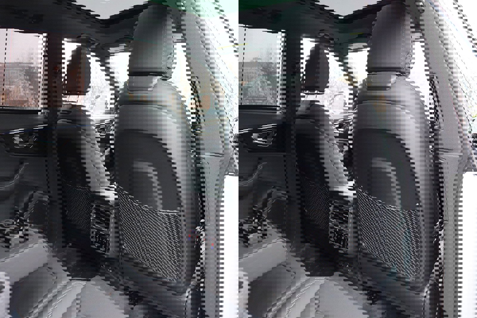 Used 2025 Audi Q8 Prestige w/ Prestige Package image 18