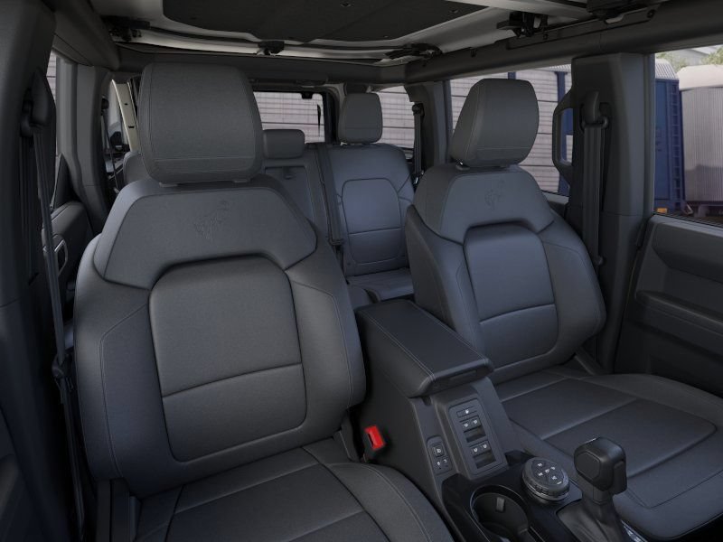 New 2026 Ford Bronco Outer Banks w/ Sasquatch Package AWD/4WD image 5