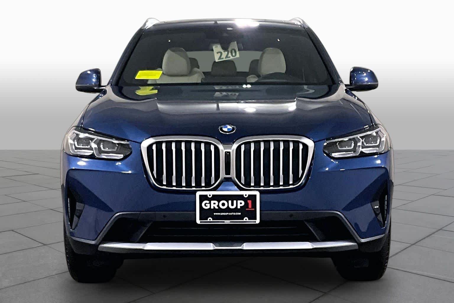 Used 2022 BMW X3 xDrive30i w/ Premium Package 2 AWD/4WD image 3