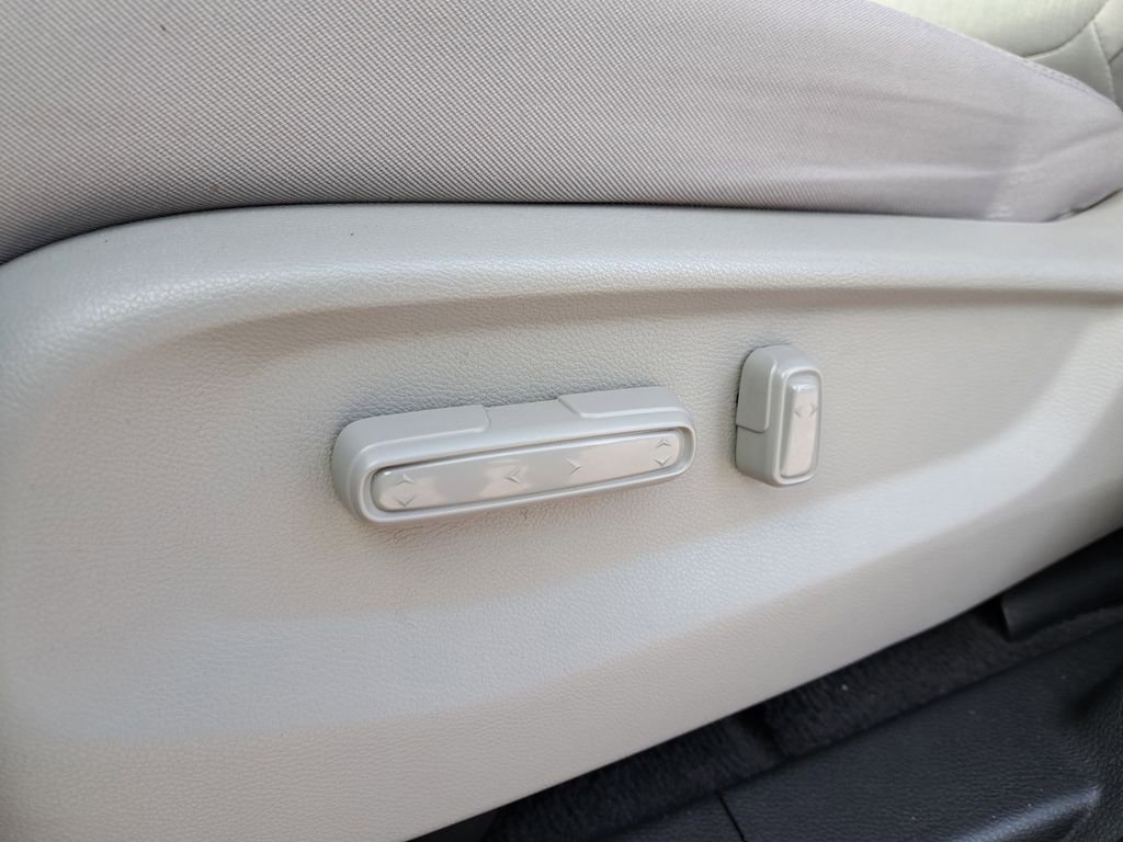 Used 2019 Honda Odyssey LX image 15