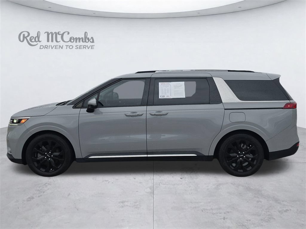 Used 2023 Kia Carnival SX Prestige FWD image 2