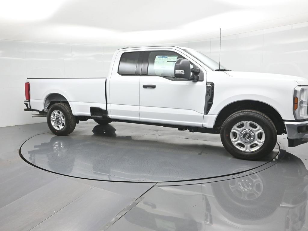 New 2026 Ford F350 XLT RWD image 22