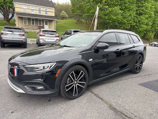 Used 2018 Buick Regal Essence w/ Driver Confidence Package #1 AWD/4WD image 4