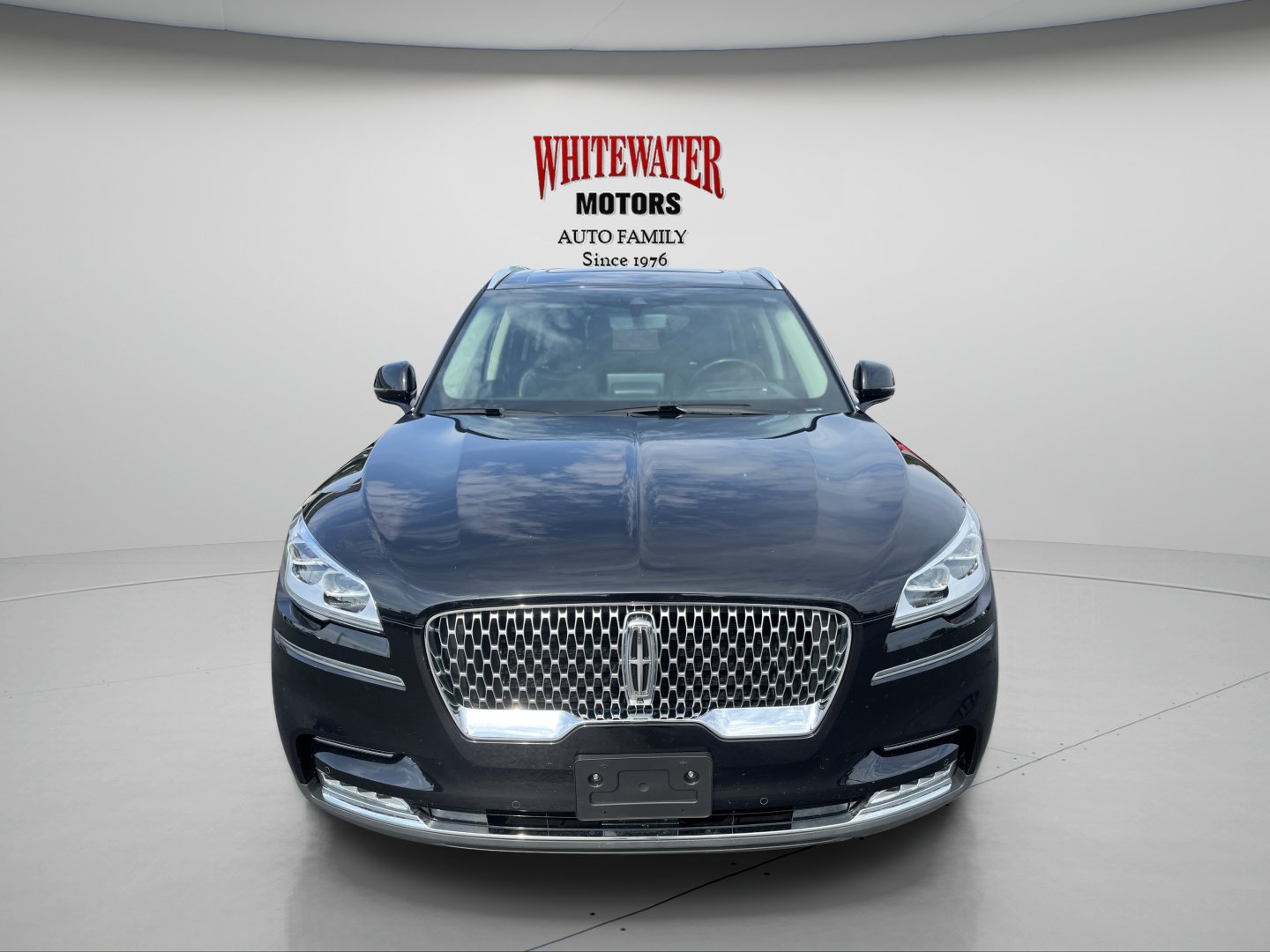 Used 2020 Lincoln Aviator Reserve w/ Equipment Group 202A AWD/4WD image 2