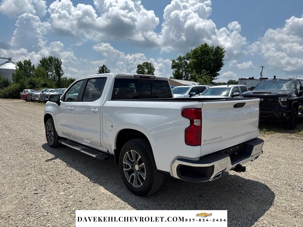 Used 2023 Chevrolet Silverado 1500 LT AWD/4WD image 3