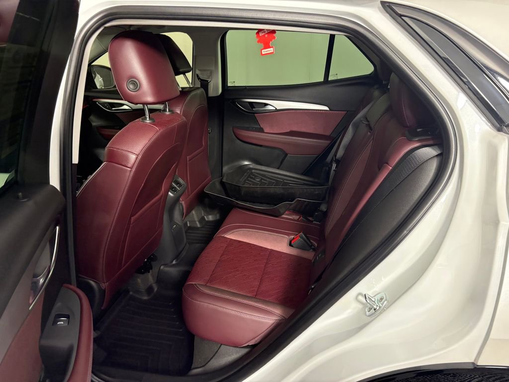 Used 2025 Buick Envision Sport Touring image 29