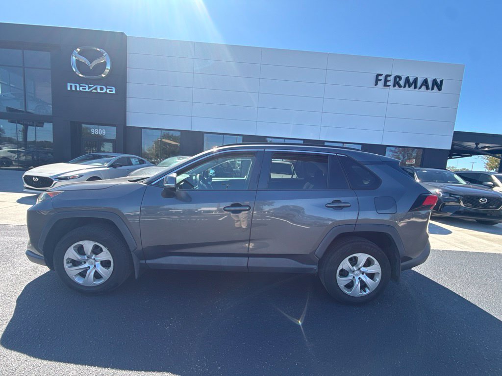 Used 2020 Toyota RAV4 LE w/ All Weather Liner Package AWD/4WD image 8