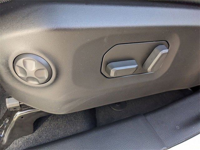 New 2025 Jeep Wrangler Sahara image 7