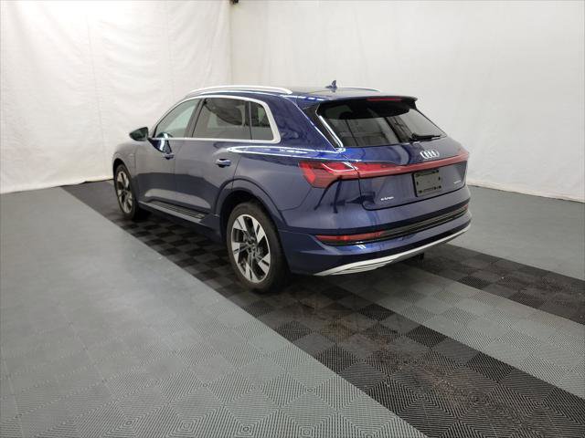 Used 2021 Audi e-tron Premium w/ Towing Package image 6