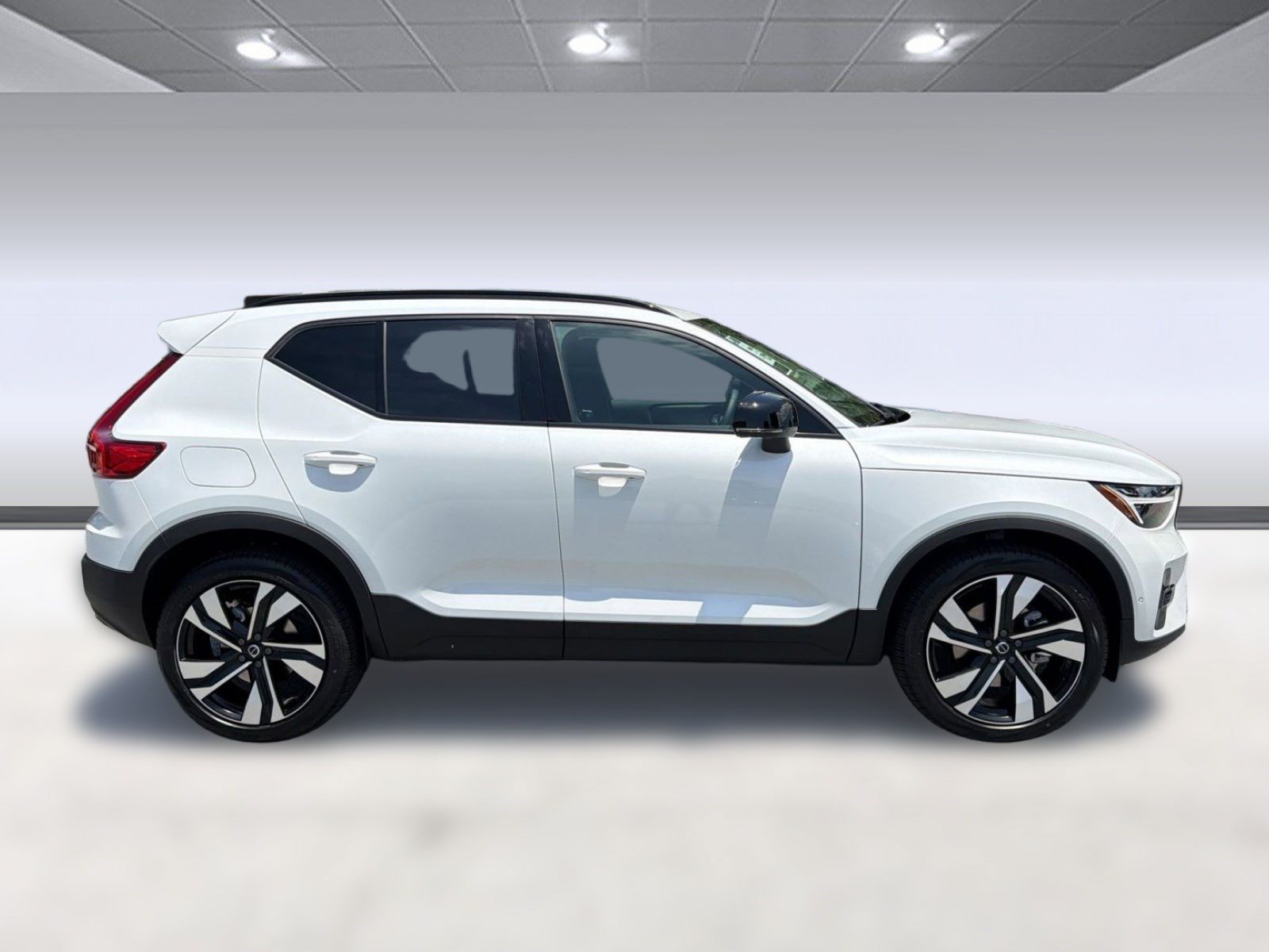 New 2026 Volvo XC40 B5 Ultra w/ Climate Package AWD/4WD image 8