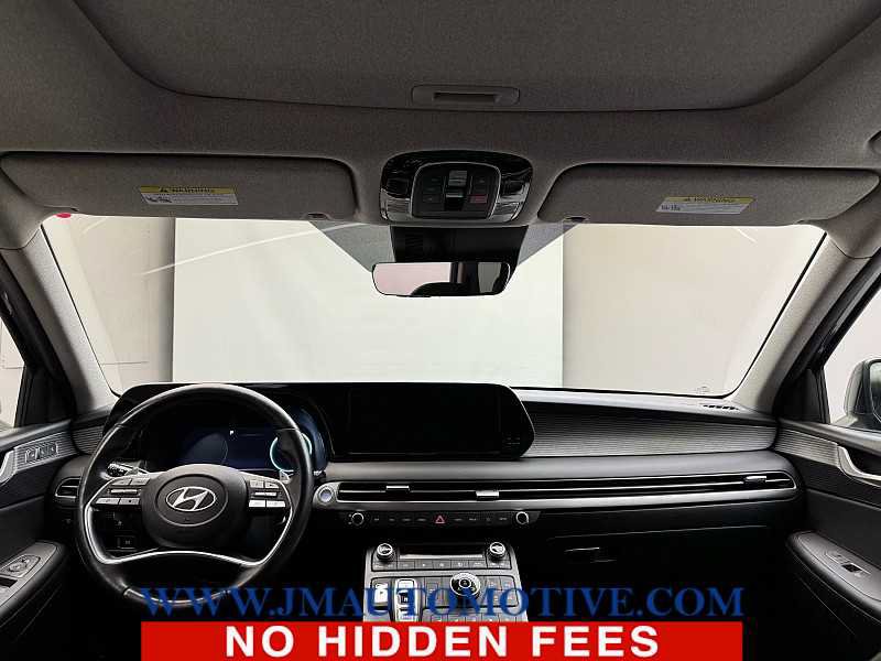 Used 2023 Hyundai Palisade Limited AWD/4WD image 12