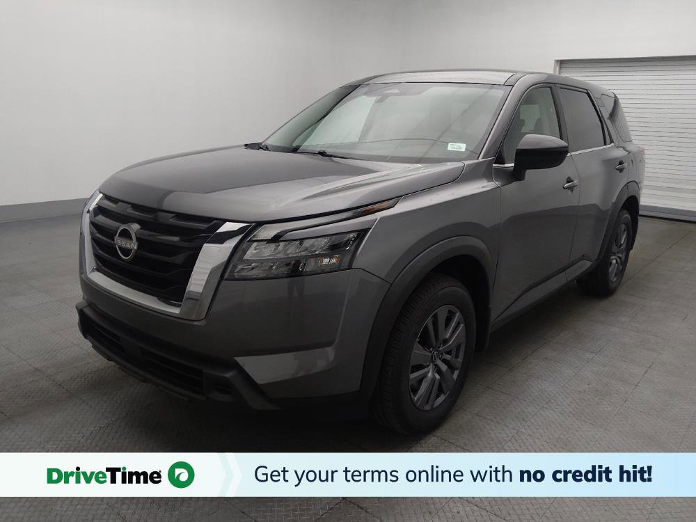 Used 2023 Nissan Pathfinder S image 1
