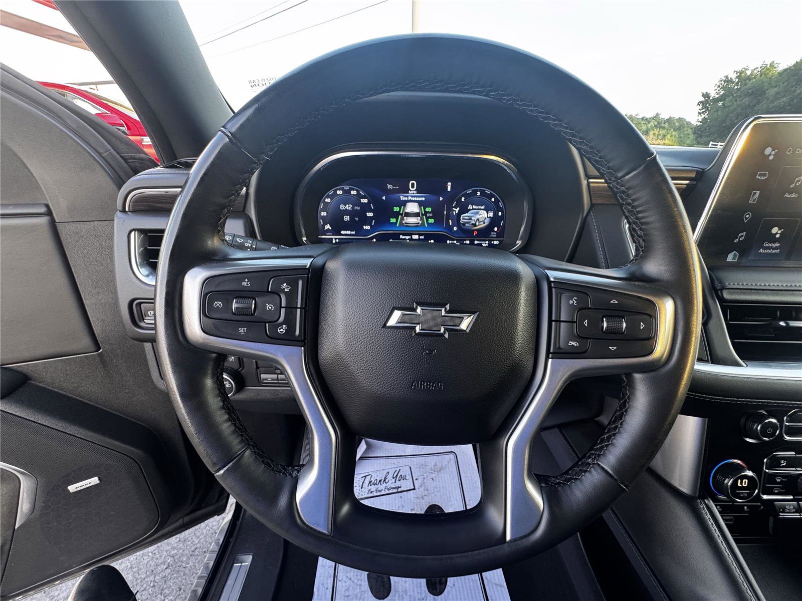 Used 2024 Chevrolet Suburban Z71 w/ Luxury Package AWD/4WD image 17