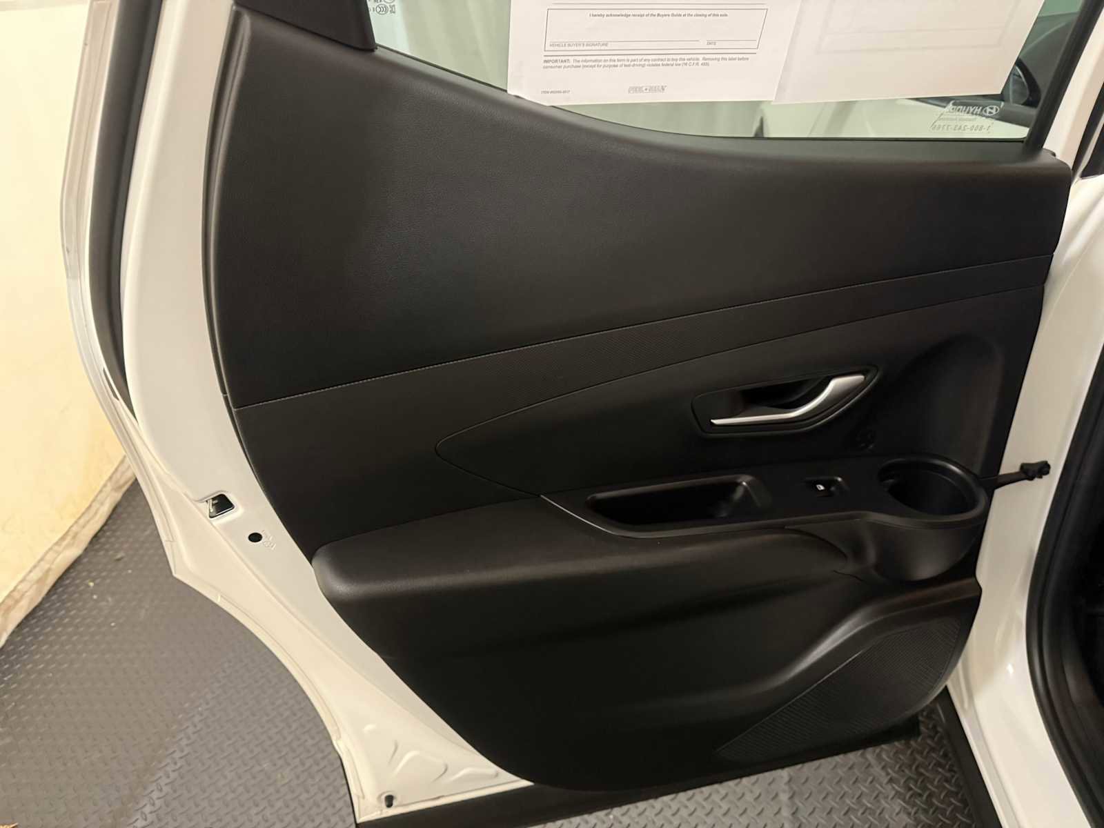 Used 2023 Hyundai Santa Cruz SE image 24