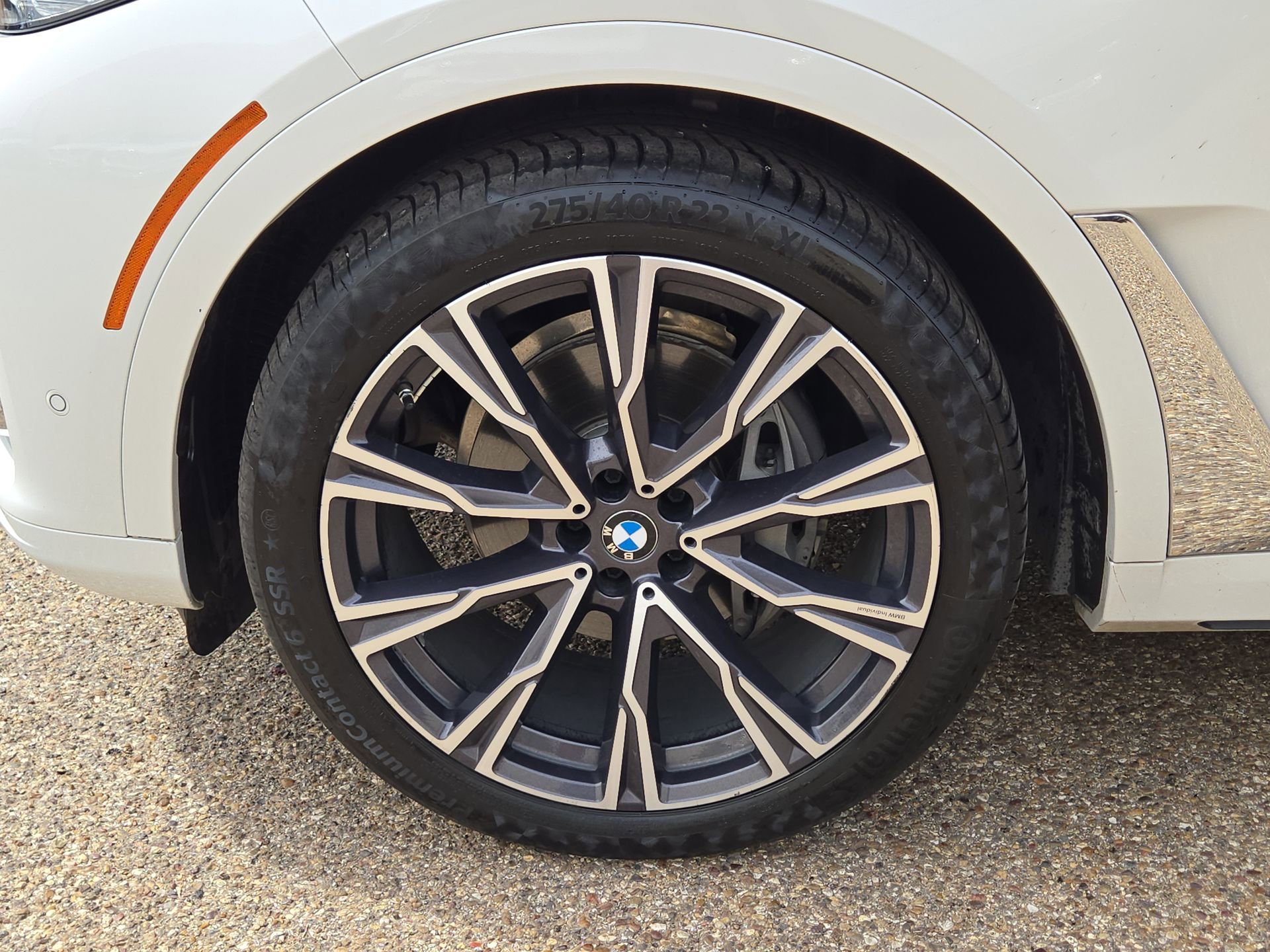Used 2019 BMW X7 xDrive40i w/ Premium Package AWD/4WD image 11