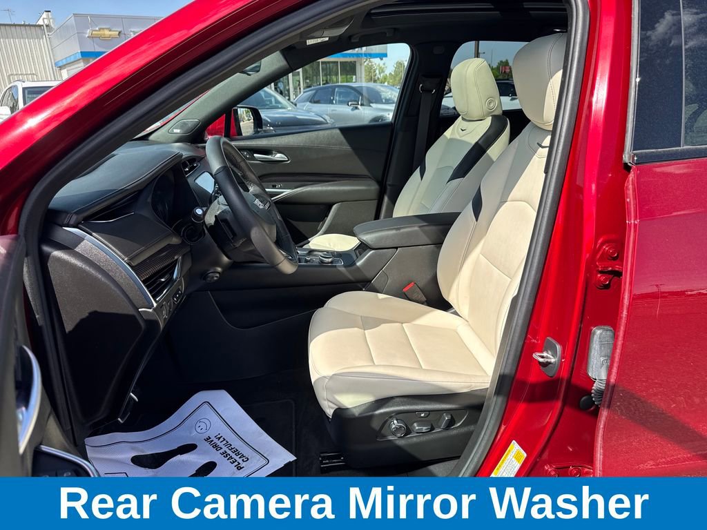 Used 2023 Cadillac XT4 Sport AWD/4WD image 10