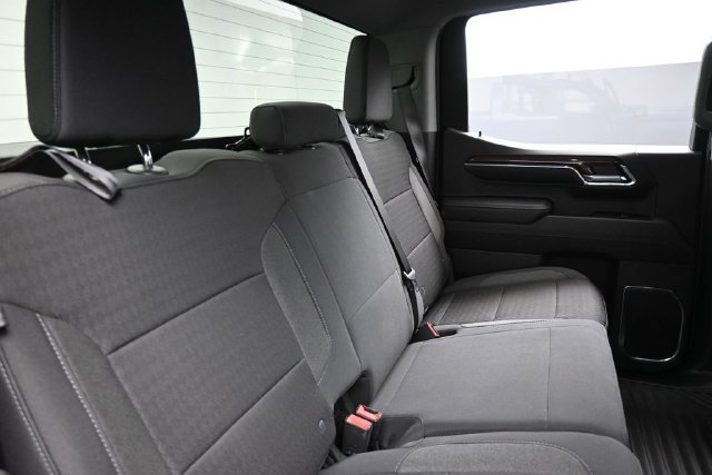 Used 2024 Chevrolet Silverado 1500 LT AWD/4WD image 27
