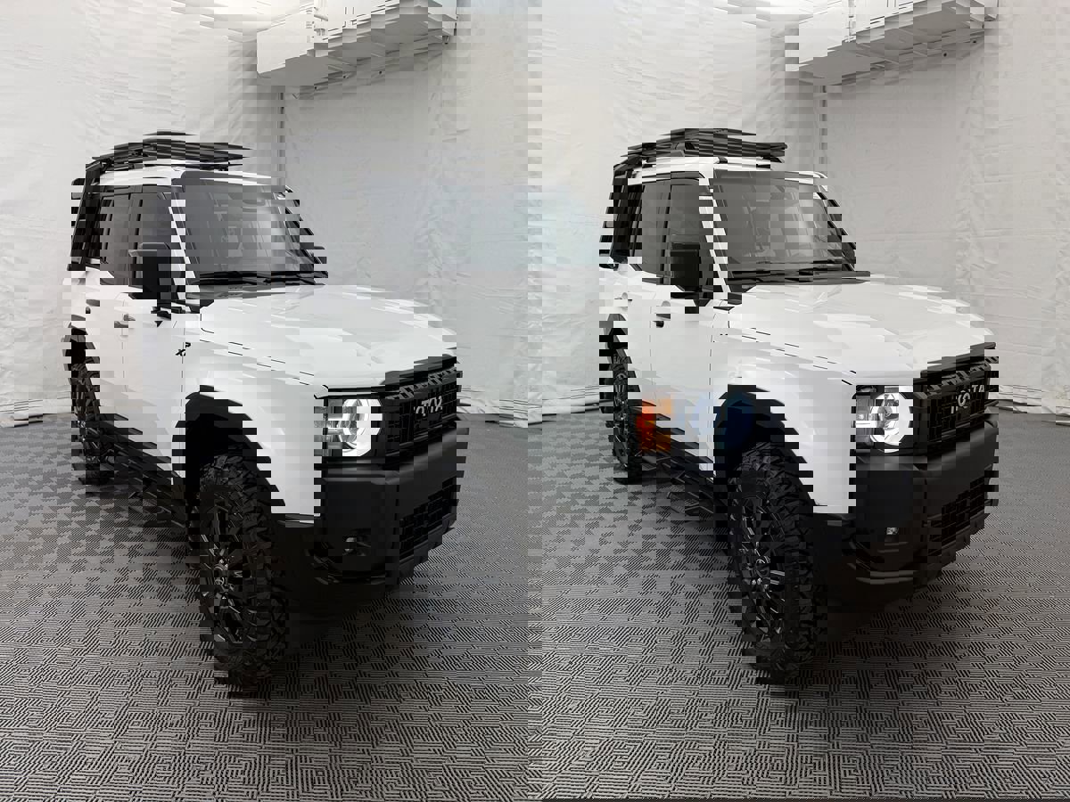 Used 2025 Toyota Land Cruiser 1958 image 4