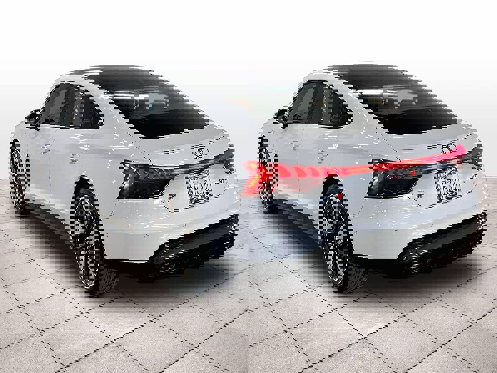 Used 2022 Audi RS e-tron GT w/ Carbon Performance Package image 13