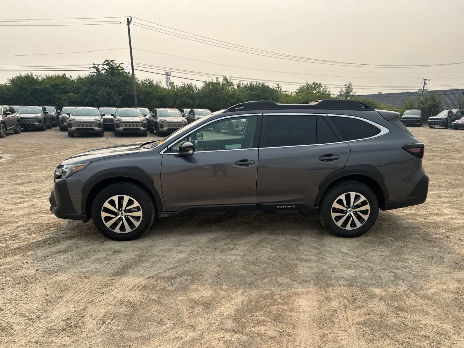 Used 2025 Subaru Outback Premium AWD/4WD image 15