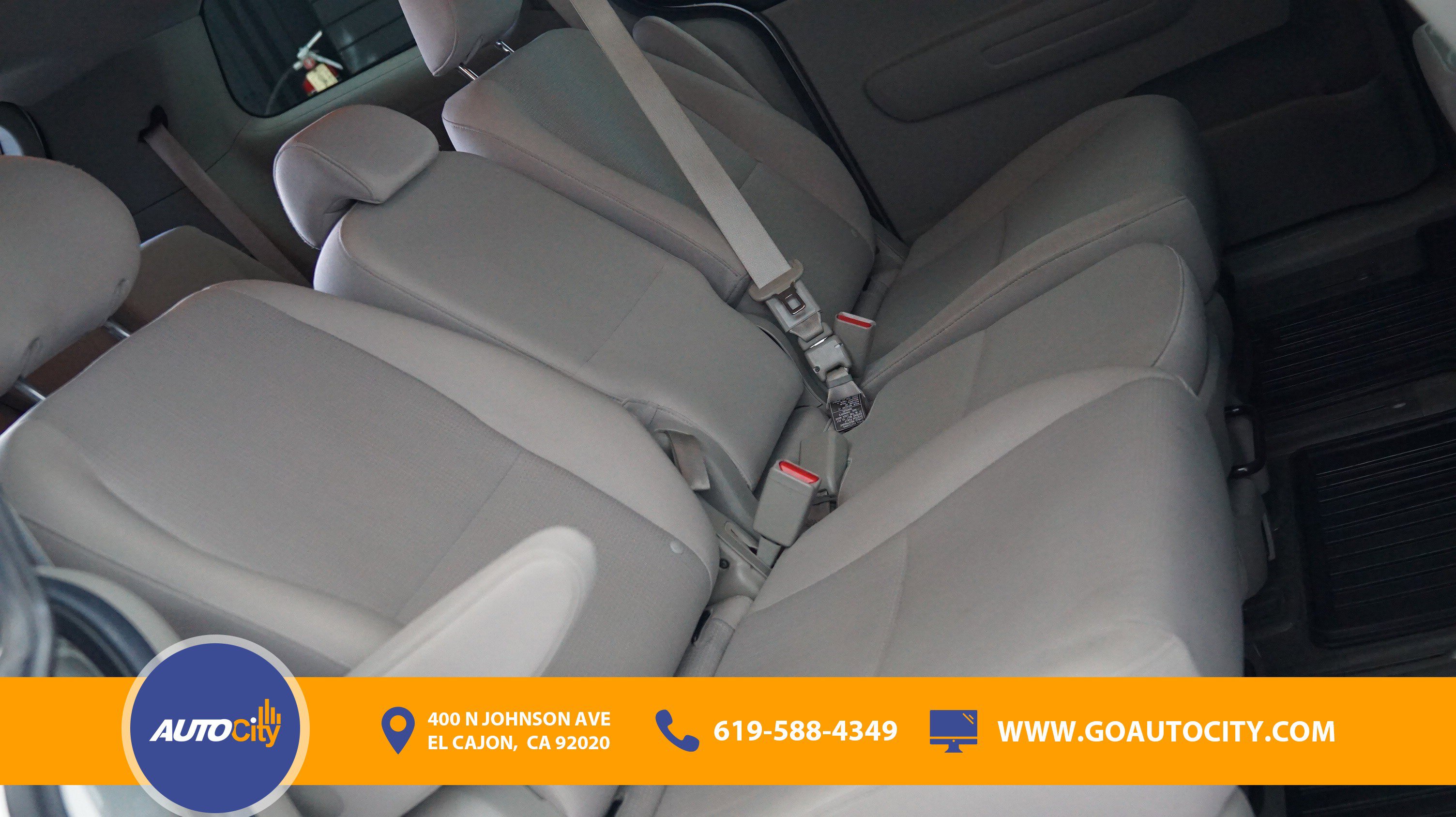 Used 2019 Kia Sedona LX FWD image 13