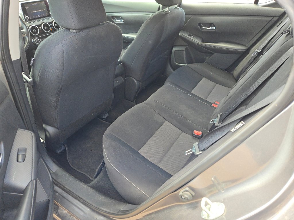 Used 2021 Nissan Sentra SV image 9