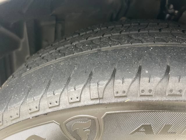 Used 2017 Toyota Sienna XLE FWD image 30