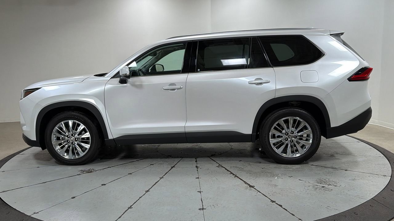 Certified 2024 Toyota Grand Highlander Platinum image 8