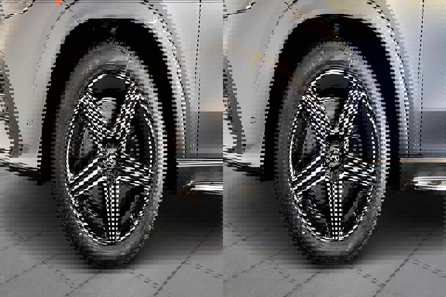 New 2026 Mercedes-Benz GLE 350 4MATIC image 17