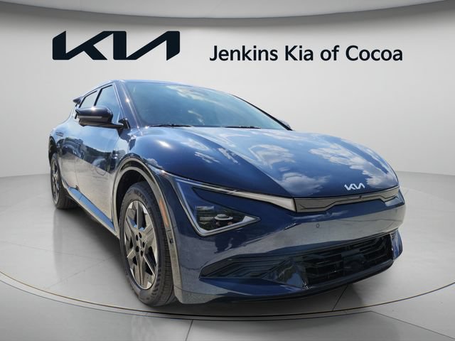 New 2026 Kia EV6 Wind RWD image 12