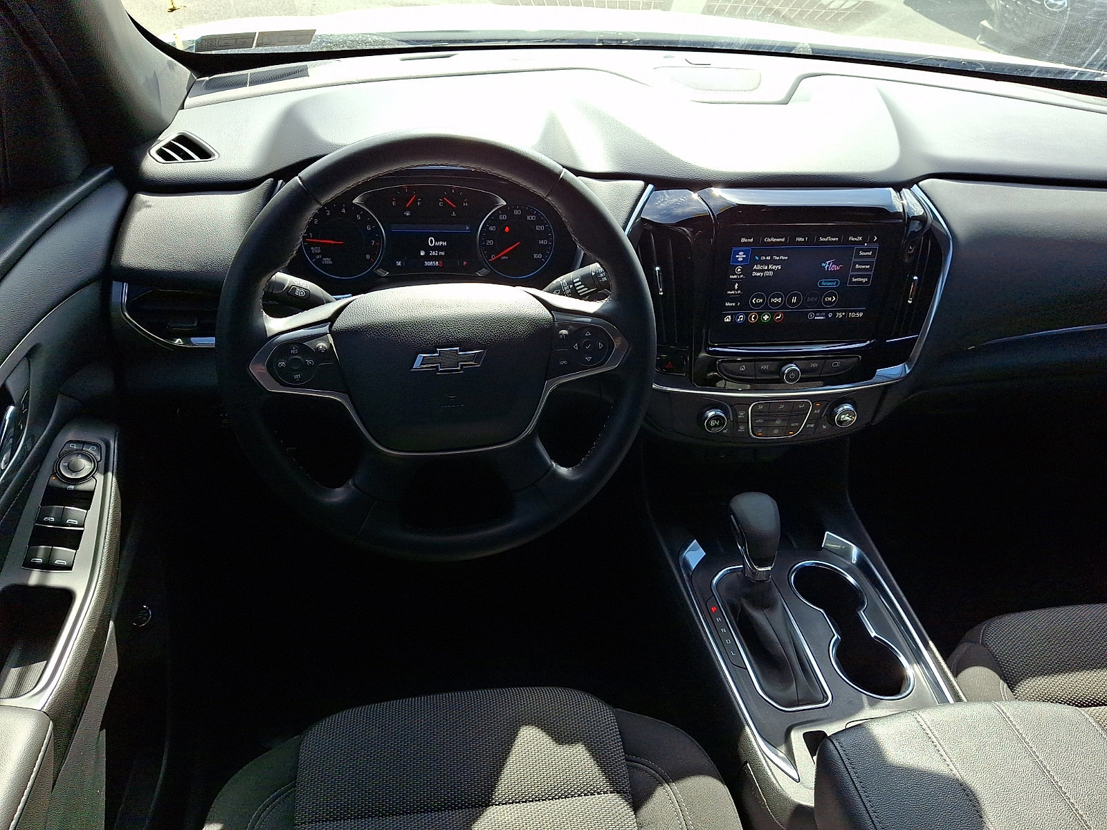 Used 2023 Chevrolet Traverse LT w/ Midnight/Sport Edition image 12