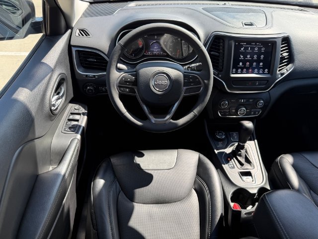 Used 2022 Jeep Cherokee Latitude Lux w/ Sun & Sound Group AWD/4WD image 25