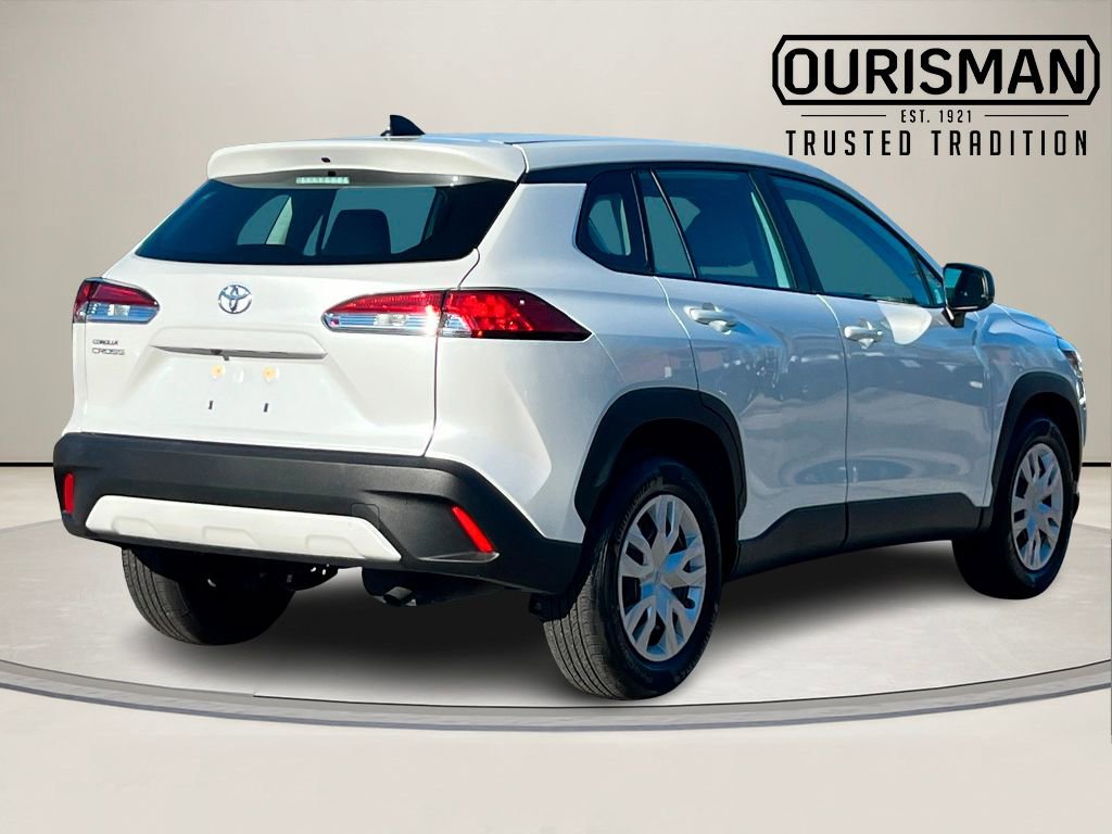 Used 2024 Toyota Corolla Cross L image 5