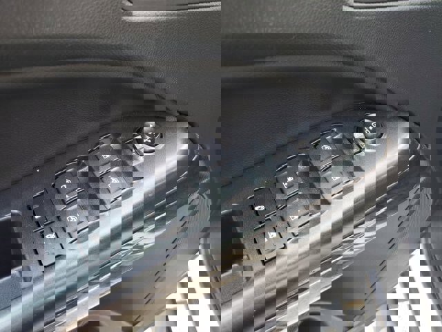 Used 2021 GMC Canyon Elevation w/ Trailering Package image 21