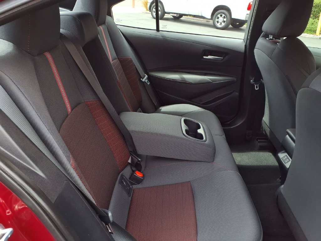 Certified 2024 Toyota Corolla SE w/ SE Premium Package FWD image 33